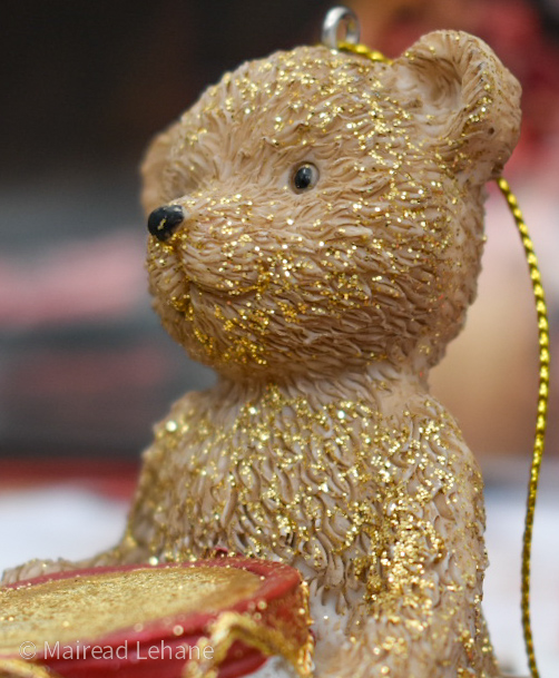 Chrismtas teddy with drum, close up of head and cute face